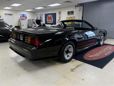 1992 Chevrolet Camaro RS Convertible 5-Speed Manual - Photo 9 - Flushing, MI 48433