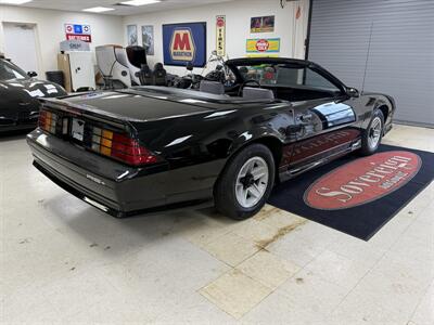 1992 Chevrolet Camaro RS Convertible 5-Speed Manual - Photo 21 - Flushing, MI 48433