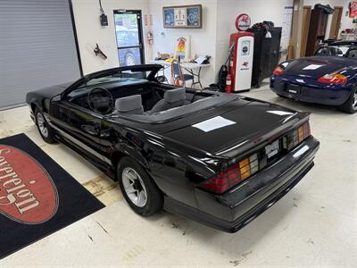 1992 Chevrolet Camaro RS Convertible 5-Speed Manual - Photo 18 - Flushing, MI 48433