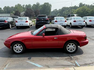 1990 Mazda MX-5 Miata Convertible  5-Speed Manual - Photo 16 - Flushing, MI 48433