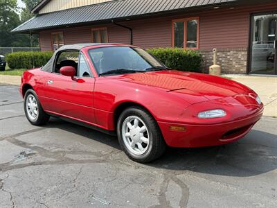 1990 Mazda MX-5 Miata Convertible  5-Speed Manual - Photo 13 - Flushing, MI 48433