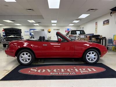 1990 Mazda MX-5 Miata Convertible  5-Speed Manual - Photo 12 - Flushing, MI 48433