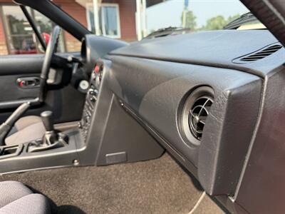 1990 Mazda MX-5 Miata Convertible  5-Speed Manual - Photo 41 - Flushing, MI 48433