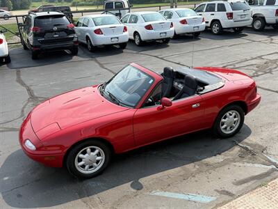 1990 Mazda MX-5 Miata Convertible  5-Speed Manual - Photo 2 - Flushing, MI 48433