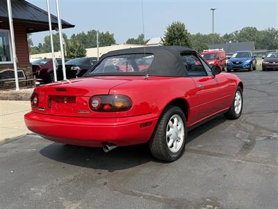 1990 Mazda MX-5 Miata Convertible  5-Speed Manual - Photo 10 - Flushing, MI 48433