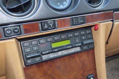 1985 Mercedes-Benz 380-Class 380 SL   - Photo 10 - Flushing, MI 48433