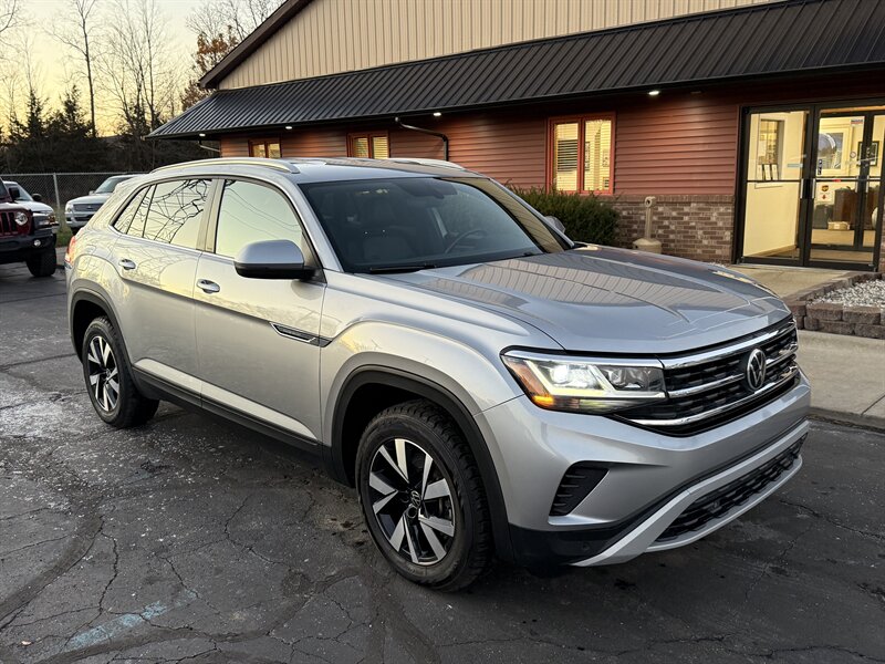 2021 Volkswagen Atlas Cross Sport 3.6 FSI Comfortline 4Motion   - Photo 1 - Flushing, MI 48433