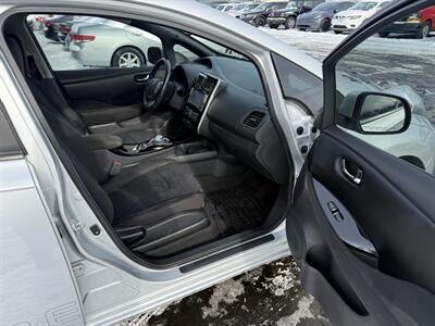 2013 Nissan LEAF SV   - Photo 23 - Flushing, MI 48433