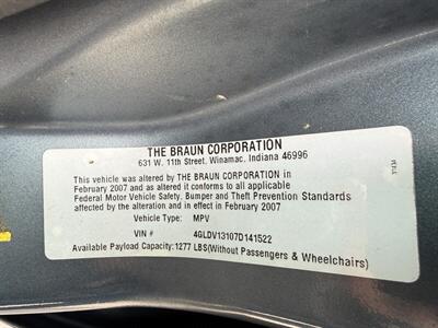 2007 Buick Terraza CXL  Braun Mobility - Photo 47 - Flushing, MI 48433