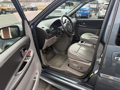 2007 Buick Terraza CXL  Braun Mobility - Photo 18 - Flushing, MI 48433