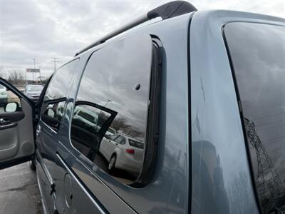 2007 Buick Terraza CXL  Braun Mobility - Photo 45 - Flushing, MI 48433