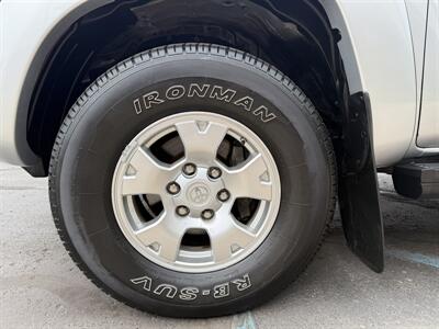 2010 Toyota Tacoma PreRunner V6  Double Cab 4X2 - Photo 45 - Flushing, MI 48433