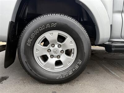 2010 Toyota Tacoma PreRunner V6  Double Cab 4X2 - Photo 46 - Flushing, MI 48433