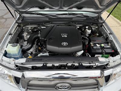 2010 Toyota Tacoma PreRunner V6  Double Cab 4X2 - Photo 53 - Flushing, MI 48433