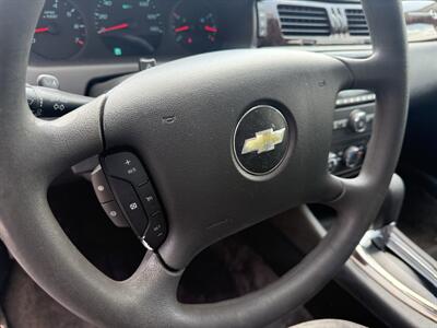 2014 Chevrolet Impala Limited LS 6-Passenger - Photo 15 - Flushing, MI 48433