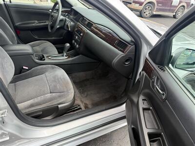 2014 Chevrolet Impala Limited LS 6-Passenger - Photo 22 - Flushing, MI 48433