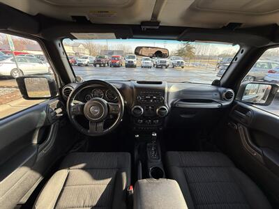 2012 Jeep Wrangler Sport  4X4 - Photo 17 - Flushing, MI 48433