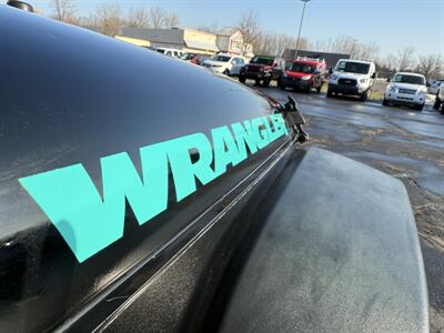 2012 Jeep Wrangler Sport  4X4 - Photo 22 - Flushing, MI 48433