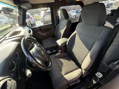 2012 Jeep Wrangler Sport  4X4 - Photo 10 - Flushing, MI 48433