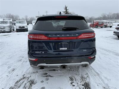 2017 Lincoln MKC Reserve  AWD - Photo 6 - Flushing, MI 48433