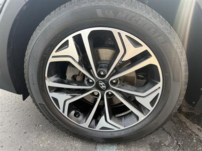 2020 Hyundai SANTA FE SEL 2.0T AWD - Photo 9 - Flushing, MI 48433