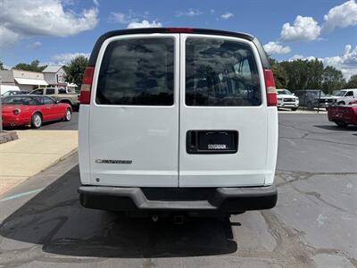 2007 Chevrolet Express 2500   - Photo 6 - Flushing, MI 48433