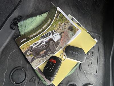2019 Jeep Wrangler Unlimited Sahara  4X4 - Photo 29 - Flushing, MI 48433