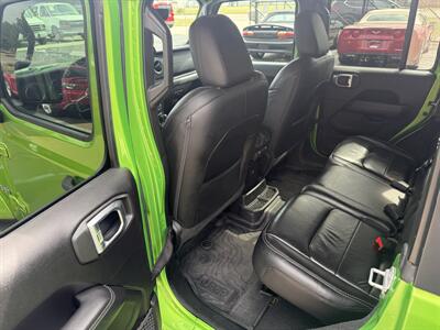 2019 Jeep Wrangler Unlimited Sahara  4X4 - Photo 19 - Flushing, MI 48433