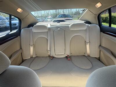 2007 Buick Lucerne CX   - Photo 17 - Flushing, MI 48433