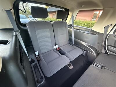 2010 Ford Explorer XLT  4X2 - Photo 22 - Flushing, MI 48433