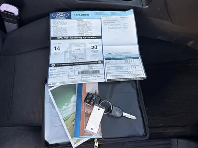 2010 Ford Explorer XLT  4X2 - Photo 26 - Flushing, MI 48433