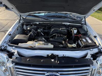 2010 Ford Explorer XLT  4X2 - Photo 44 - Flushing, MI 48433