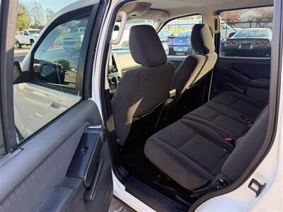 2010 Ford Explorer XLT  4X2 - Photo 16 - Flushing, MI 48433