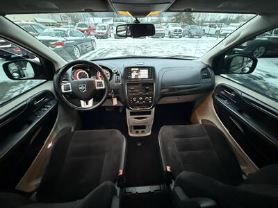 2017 Dodge Grand Caravan SE   - Photo 11 - Flushing, MI 48433