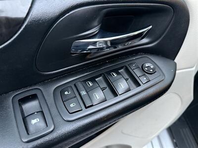 2017 Dodge Grand Caravan SE   - Photo 19 - Flushing, MI 48433