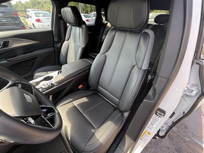 2024 Cadillac LYRIQ Tech   - Photo 16 - Flushing, MI 48433