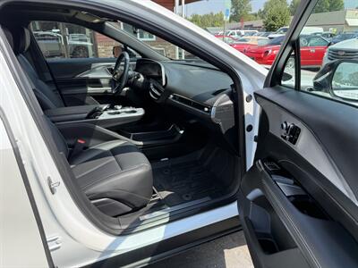 2024 Cadillac LYRIQ Tech   - Photo 24 - Flushing, MI 48433