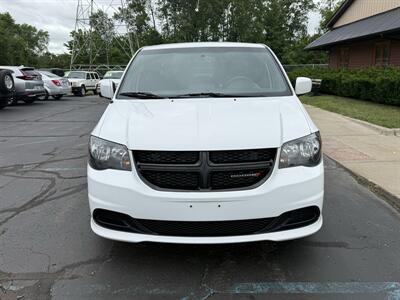 2016 Dodge Grand Caravan American Value Package - Photo 2 - Flushing, MI 48433