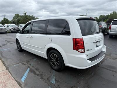 2016 Dodge Grand Caravan American Value Package - Photo 8 - Flushing, MI 48433