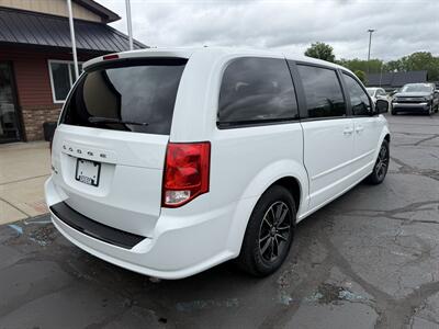 2016 Dodge Grand Caravan American Value Package - Photo 5 - Flushing, MI 48433