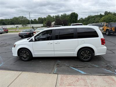 2016 Dodge Grand Caravan American Value Package - Photo 7 - Flushing, MI 48433