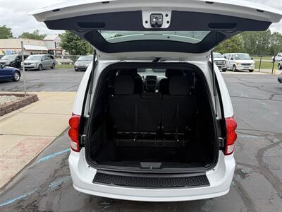 2016 Dodge Grand Caravan American Value Package - Photo 16 - Flushing, MI 48433
