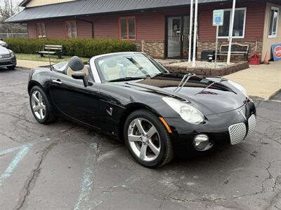 2007 Pontiac Solstice 5-Speed Manual Convertible