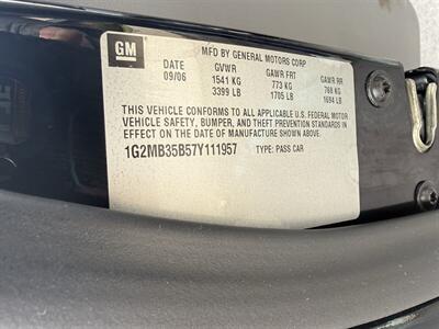 2007 Pontiac Solstice 5-Speed Manual   - Photo 34 - Flushing, MI 48433