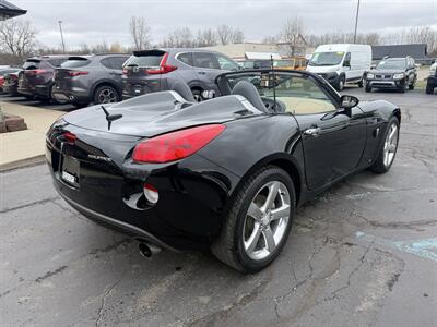 2007 Pontiac Solstice 5-Speed Manual   - Photo 15 - Flushing, MI 48433