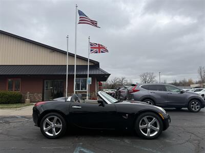2007 Pontiac Solstice 5-Speed Manual   - Photo 16 - Flushing, MI 48433
