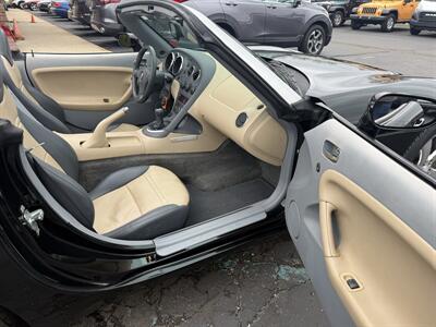 2007 Pontiac Solstice 5-Speed Manual   - Photo 20 - Flushing, MI 48433