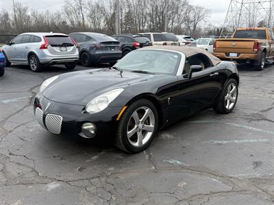 2007 Pontiac Solstice 5-Speed Manual   - Photo 4 - Flushing, MI 48433