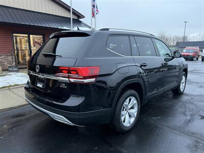 2018 Volkswagen Atlas V6 SE 4Motion   - Photo 5 - Flushing, MI 48433