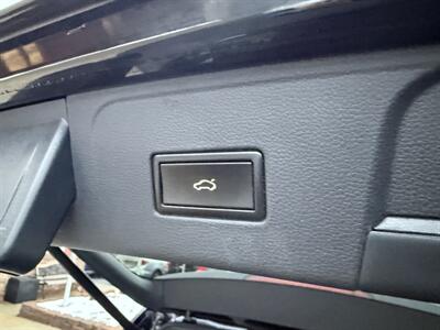 2018 Volkswagen Atlas V6 SE 4Motion   - Photo 26 - Flushing, MI 48433